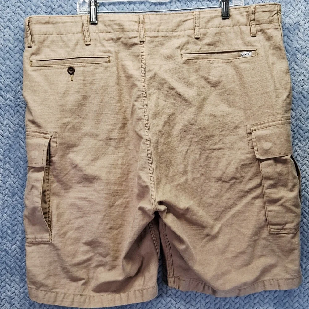Levi Strauss Mens Tan Khaki Ripstop Cargo Shorts Size 42 Utility Work Dadcore